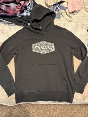 Hurley Black Hooded Sweatshirt with Vintage Logo